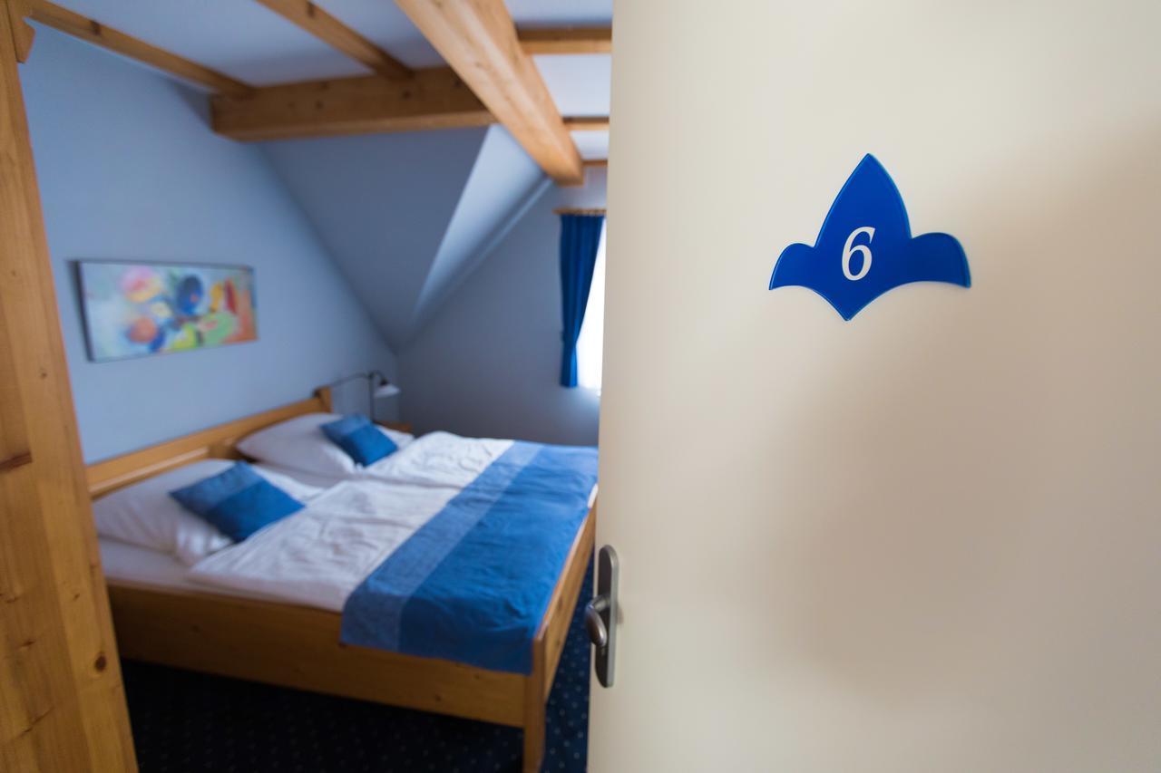 Hotel Blaue Blume Freiberg Exterior photo